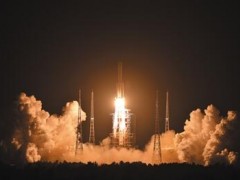 長征五號發(fā)射成功運送八噸衛(wèi)星入軌