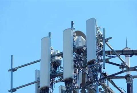 工信部組織開展2020年新型信息消費示范項目申報 面向5G、區(qū)塊鏈等前沿技術(shù)